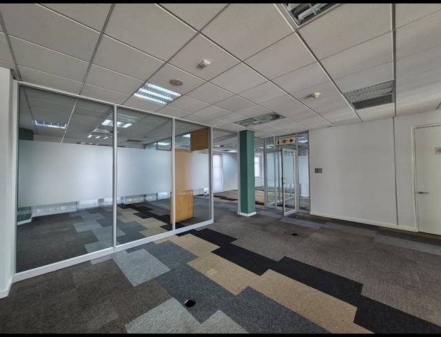 820M² OFFICE TO LET IN ILLOVO